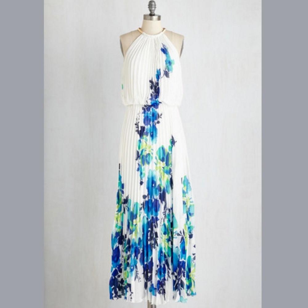 MOD CLOTH MSK "Pleat You to It" Floral Dress
